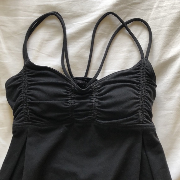 Lululemon tank - Picture 2 of 5